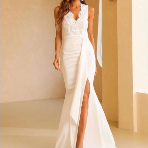 MISS ORD WEDDING / PROM DRESS - Picture 4 of 7